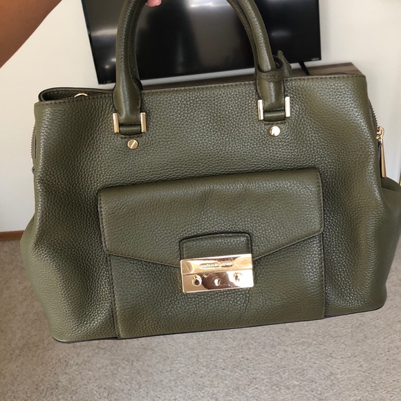 Michael Kors handbag - Picture 7 of 7